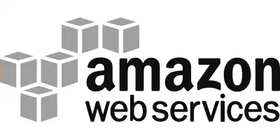 Logo companiei Amazon Web Services. Compusa din cutii la stanga si textul Amazon Web Services la dreapta